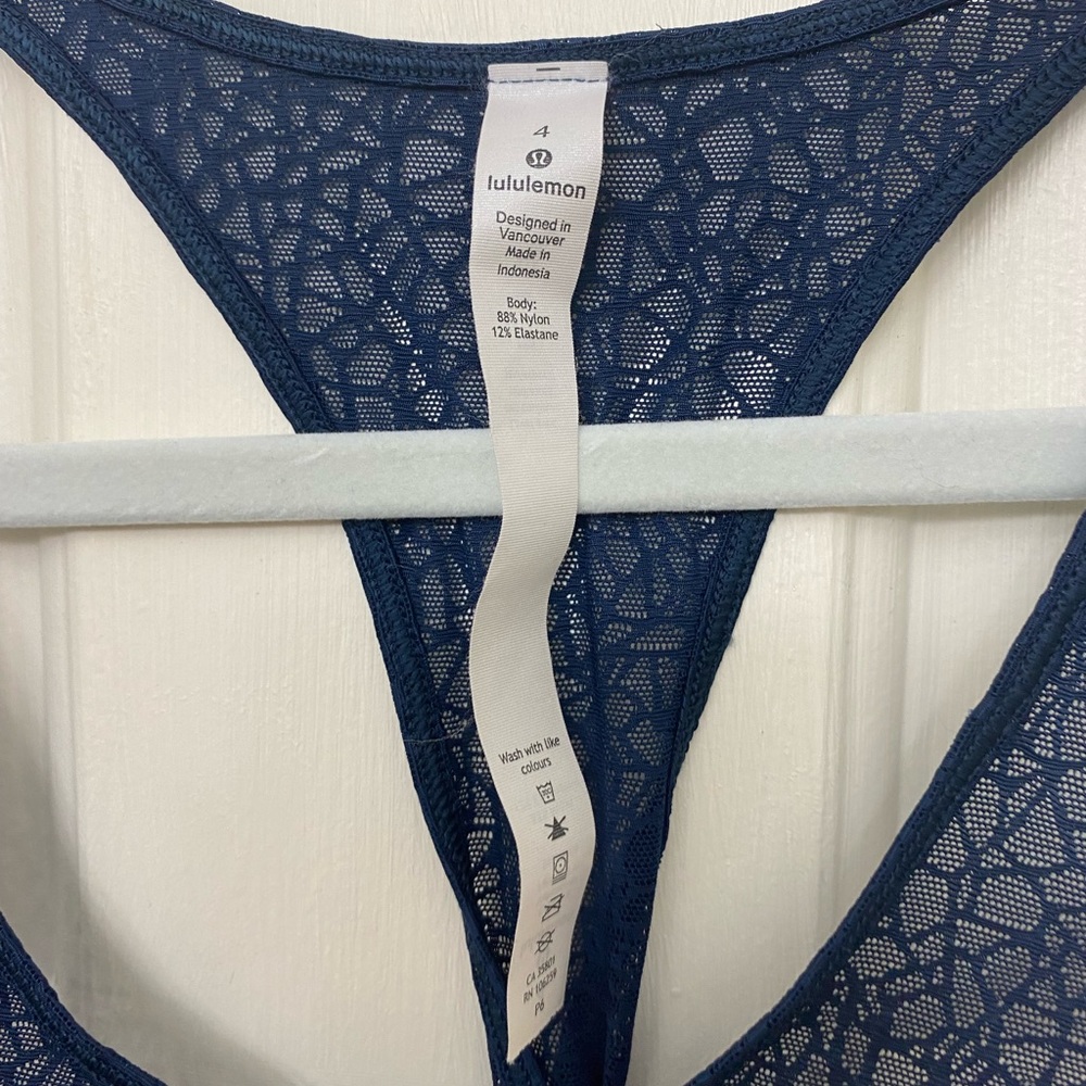 Lululemon Navy Tank Tops Size 4 AND a Size 8!!! - Picture 2 of 5